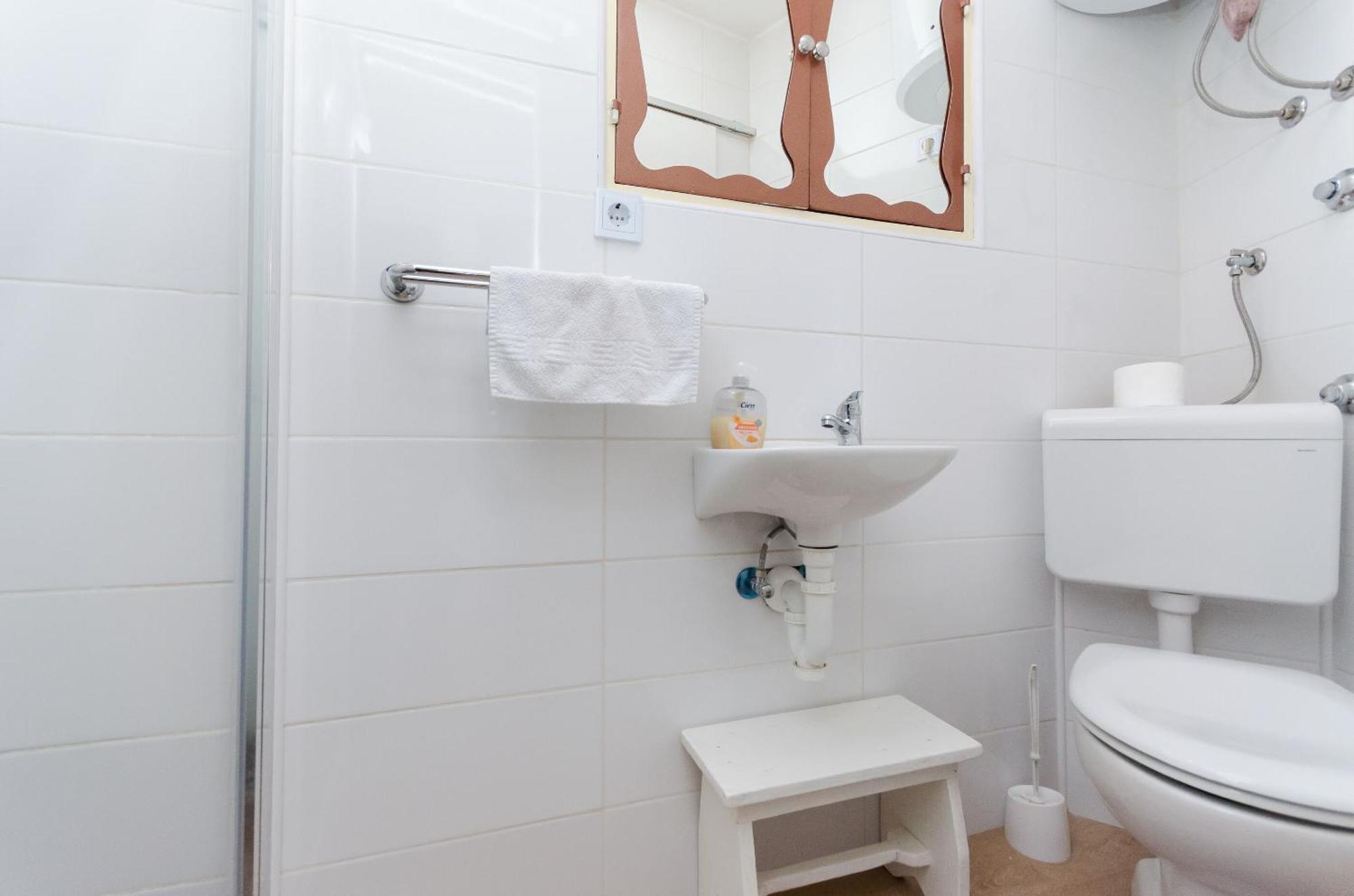 Holiday Home Ana- With Pool Kornić Екстериор снимка